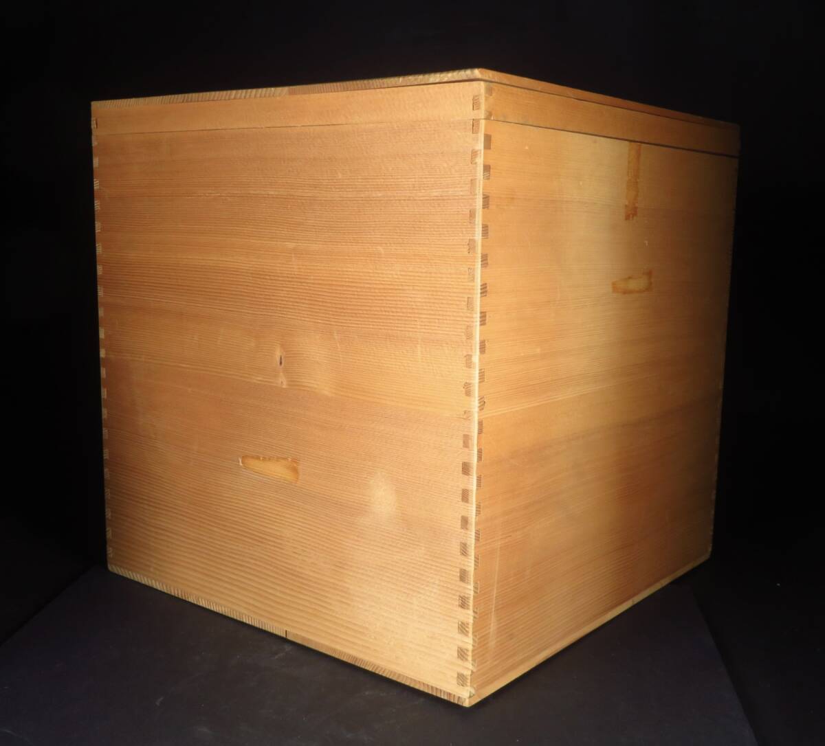 SAKURAYA】秀逸作品【青磁 壷/人間国宝 弓野窯 中島宏】飾壷 壺 SAKURAYA】秀逸作品【青磁 壷/人間国宝 弓野窯 中島宏】飾壷 壺