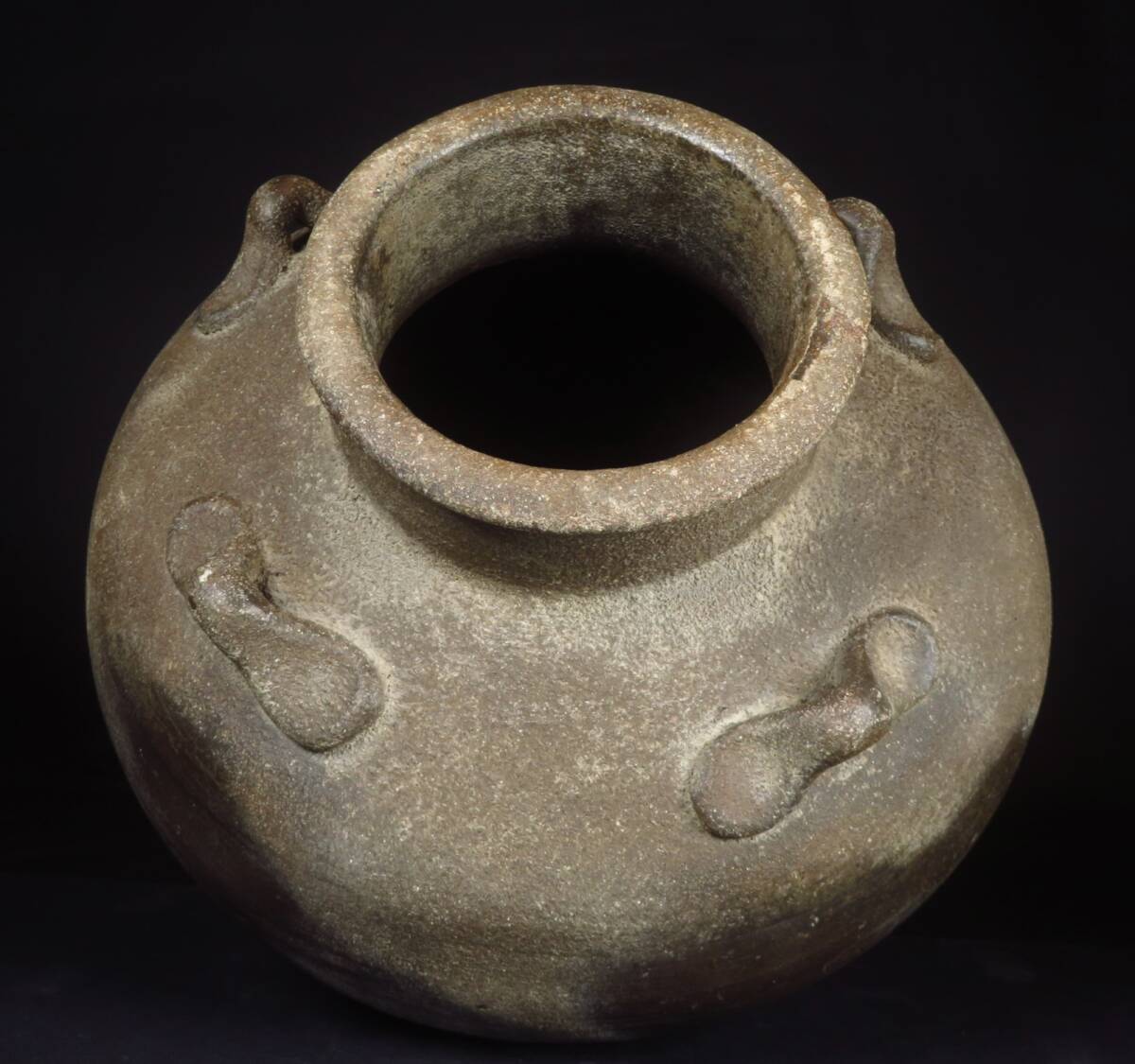 SAKURAYA】旧家整理品【古備前 四耳壷】花器 花入 花瓶 壺 飾壺 SAKURAYA】旧家整理品【古備前 四耳壷】花器 花入 花瓶 壺 飾壺