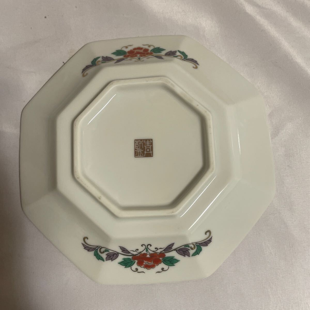 古伊万里 小皿 和食器 5客セット 八角皿 骨董 金彩 縁起物 中皿 古伊万里 小皿 和食器 5客セット 八角皿 骨董 金彩 縁起物 中皿