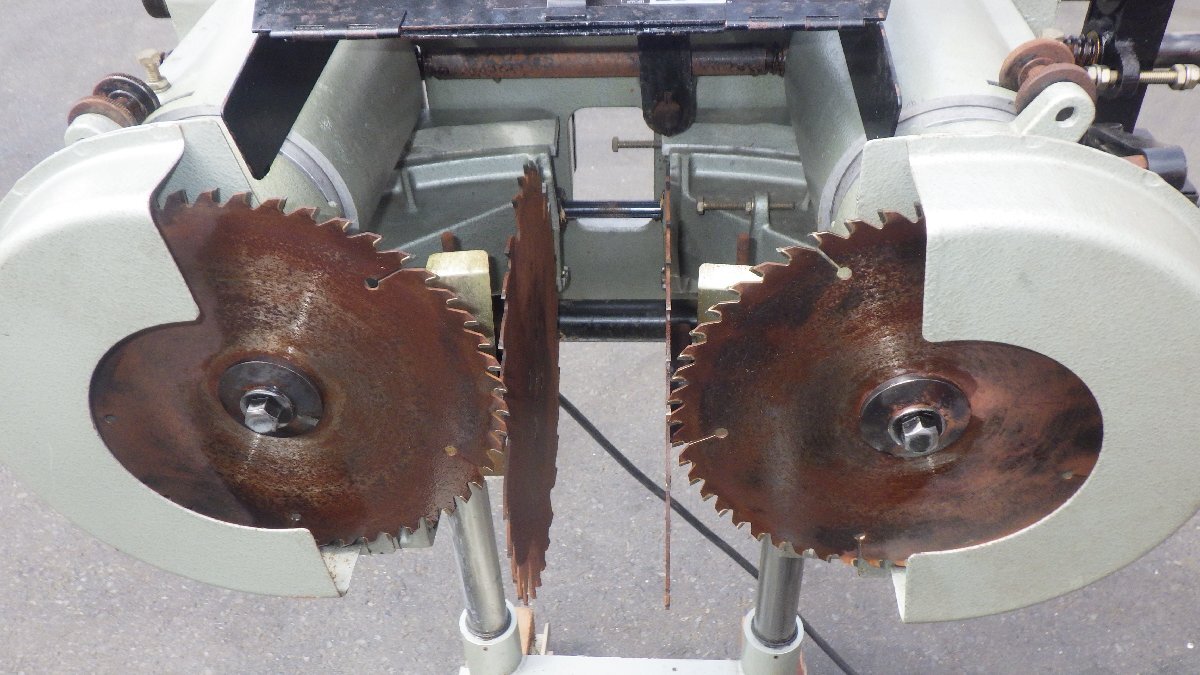リョービ RYOBI カマ・アリホゾ取機 HW-50B キャスター・説明 リョービ RYOBI カマ・アリホゾ取機 HW-50B キャスター・説明