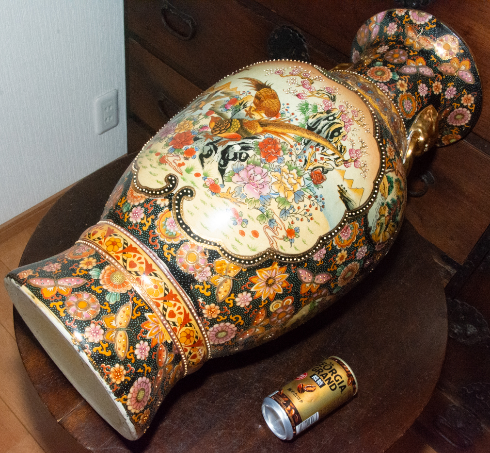 特大 豪華絢爛 薩摩焼 花鳥図 蝶 飾壺 高さ約61.3cm 和風 特大 豪華絢爛 薩摩焼 花鳥図 蝶 飾壺 高さ約61.3cm 和風