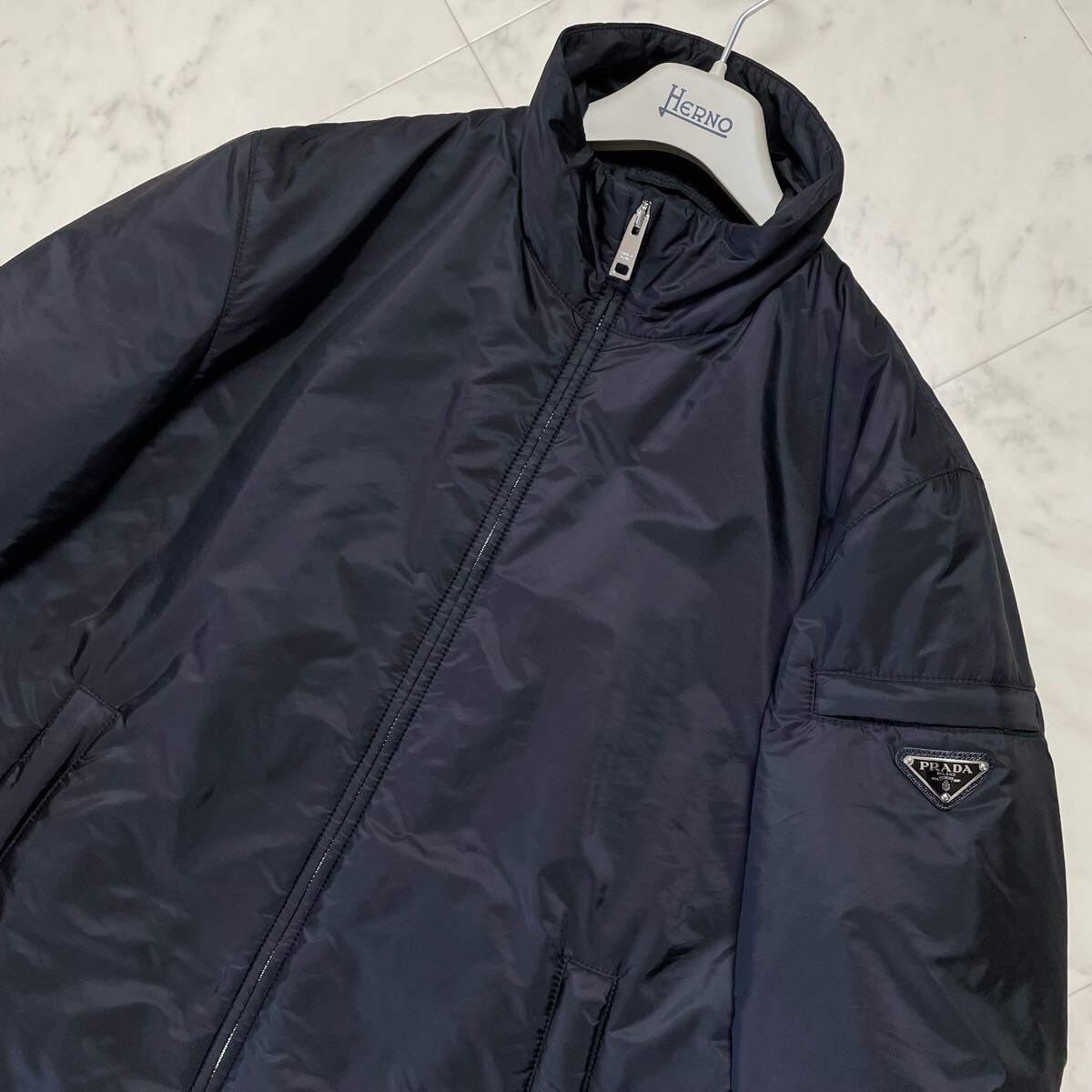 極美品/ L相当☆ PRADA プラダ 2020年モデル 中綿入り ブルゾン 極美品/ L相当☆ PRADA プラダ 2020年モデル 中綿入り ブルゾン