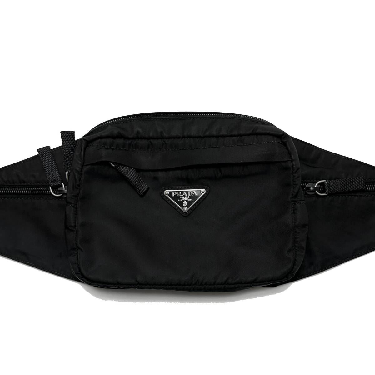 正規品 PRADA テスートナイロンボディバッグ 18㎝×12㎝×4 正規品 PRADA テスートナイロンボディバッグ 18㎝×12㎝×4