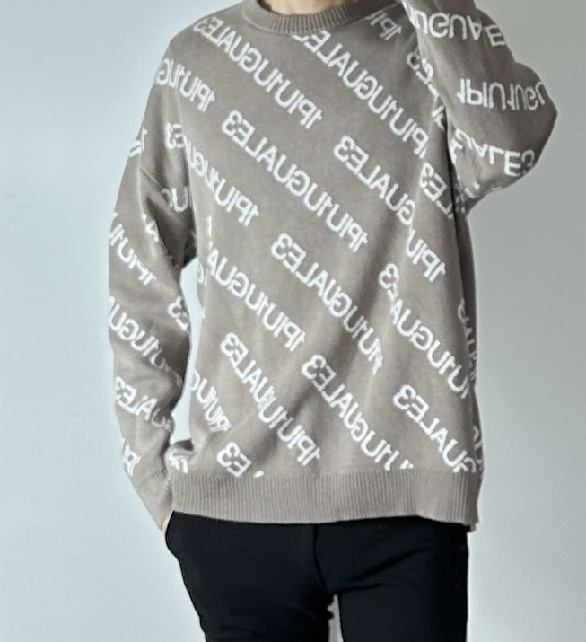 定価5.5萬 1piu1uguale3 113 DROP SHOULDER BIAS LOGO CREW KNIT Ⅵサイズ ロゴニット wjk akm ジュンハシモト