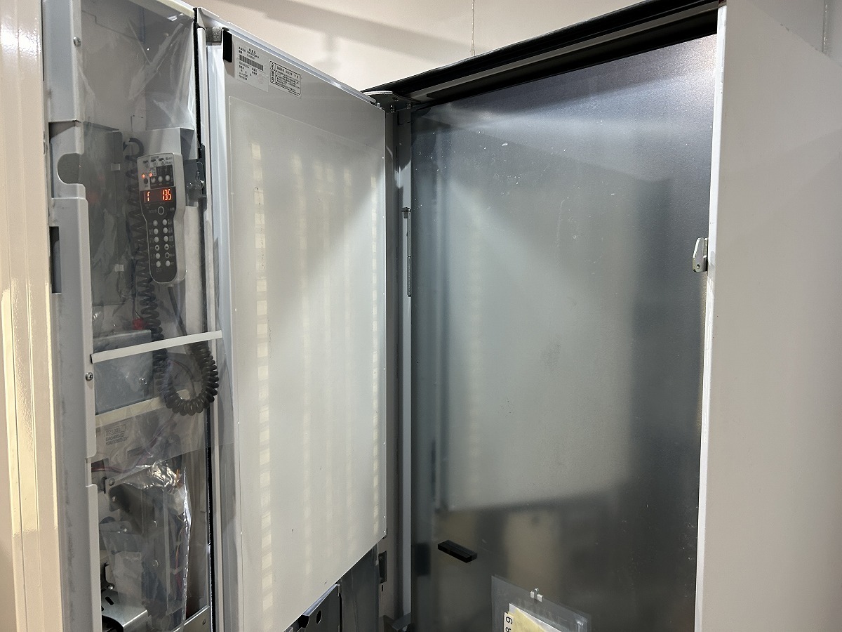 5611 新500円玉対応 富士電機 小型汎用 自動販売機 マルチ君 5611 新500円玉対応 富士電機 小型汎用 自動販売機 マルチ君