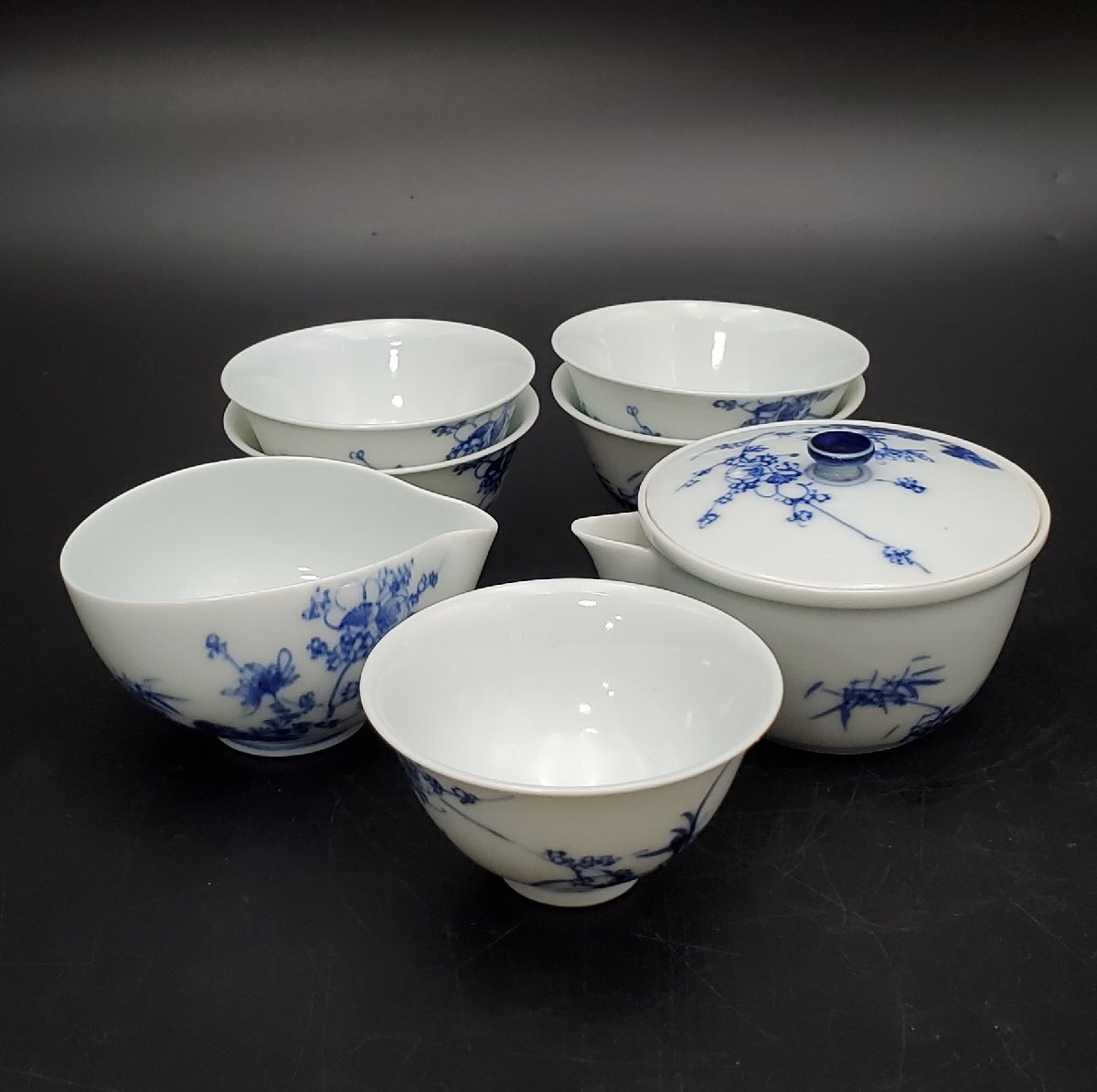 宝蔵】華中亭道八 高橋道八 染付茶器揃え 宝瓶急須 湯冷まし 宝蔵】華中亭道八 高橋道八 染付茶器揃え 宝瓶急須 湯冷まし