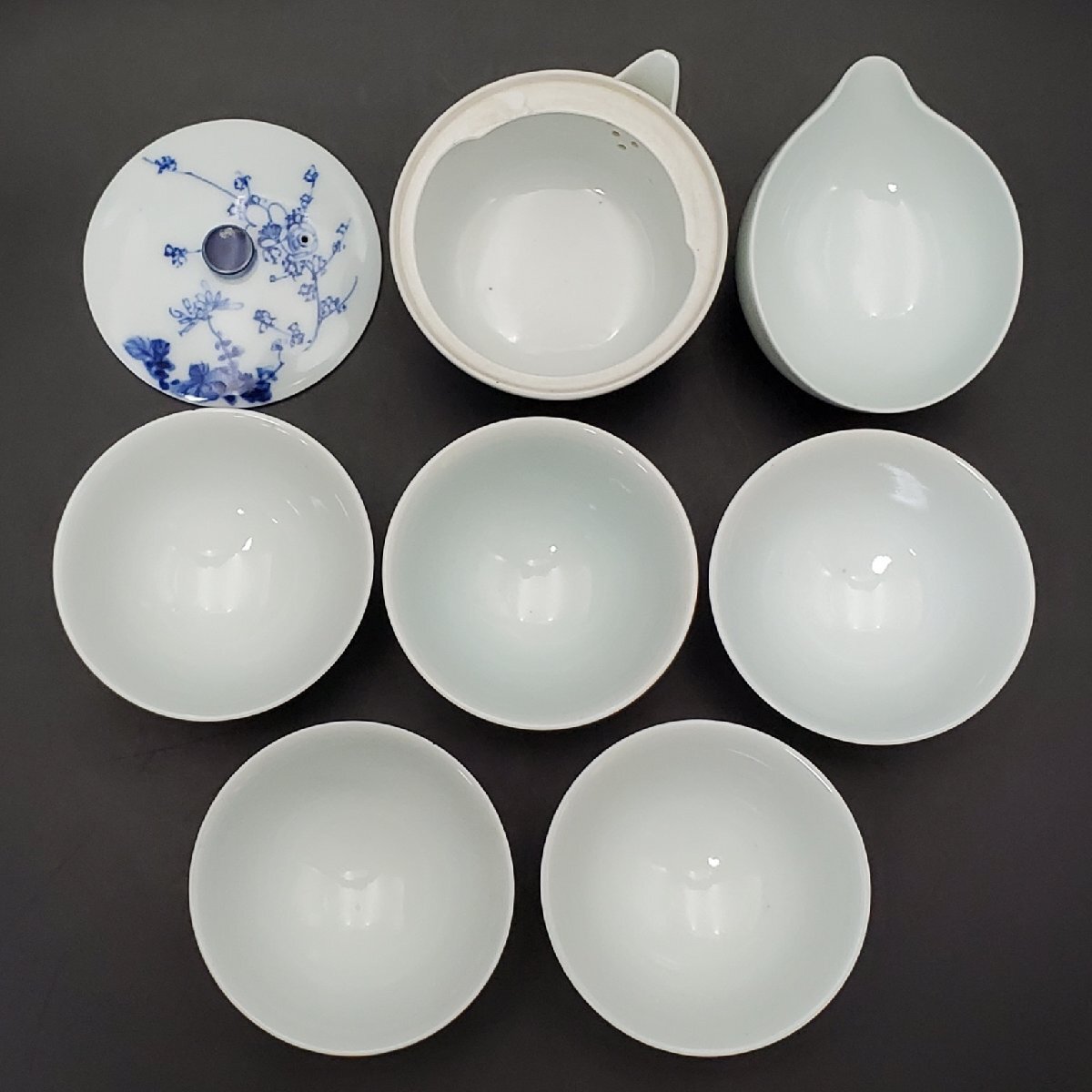 宝蔵】華中亭道八 高橋道八 染付茶器揃え 宝瓶急須 湯冷まし 宝蔵】華中亭道八 高橋道八 染付茶器揃え 宝瓶急須 湯冷まし