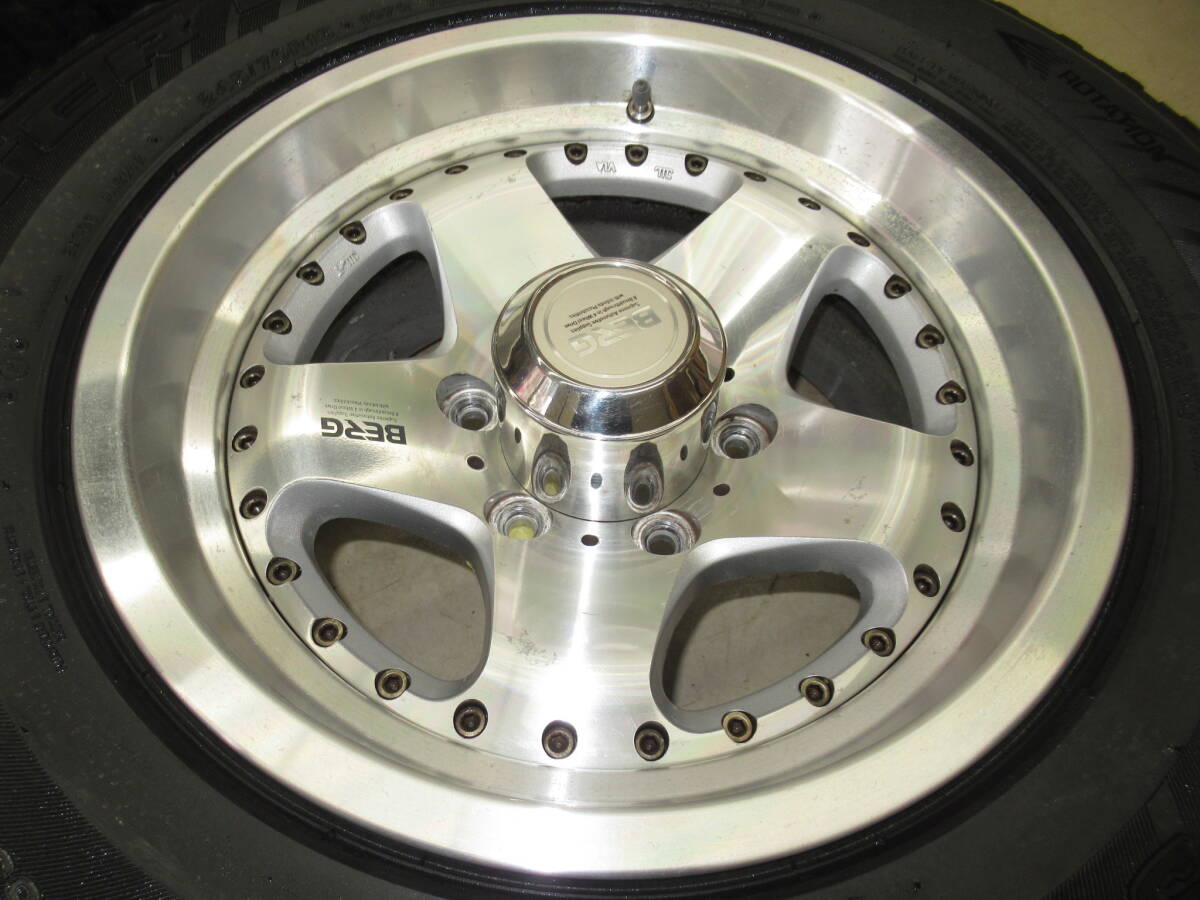 キャップ付き！ブリヂストン BERG(ベルグ) SIV 8J-16 off+10 pcd139.7/6H 245/70R16 スタッドレス付き4本 トライトン,テラノ,ビッグホーン