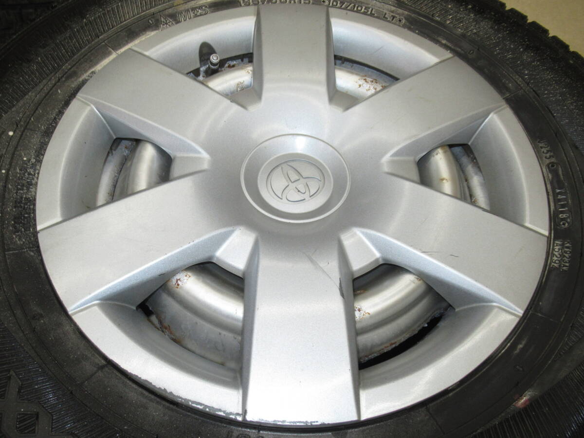 バリ山！トヨタ LH178Vハイエースバン純正スチールホイール 6J-15 off+30 pcd139.7/6H 195/80R15 107/105L LT スタッドレス付き4本セット