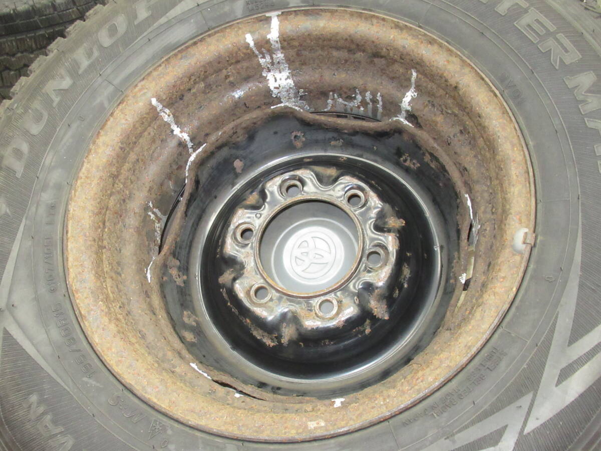 バリ山！トヨタ LH178Vハイエースバン純正スチールホイール 6J-15 off+30 pcd139.7/6H 195/80R15 107/105L LT スタッドレス付き4本セット