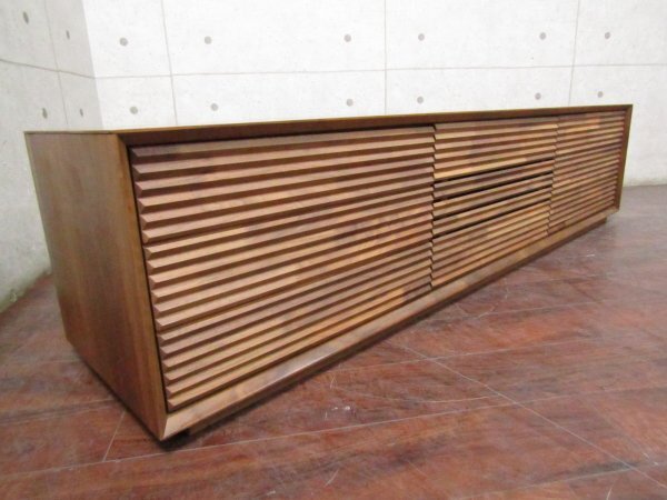■展示品■karimoku/カリモク■高級■ブルックスシリーズ■ ウォールナット材■モダン■テレビボード/ＴＶボード■34萬■spp165m