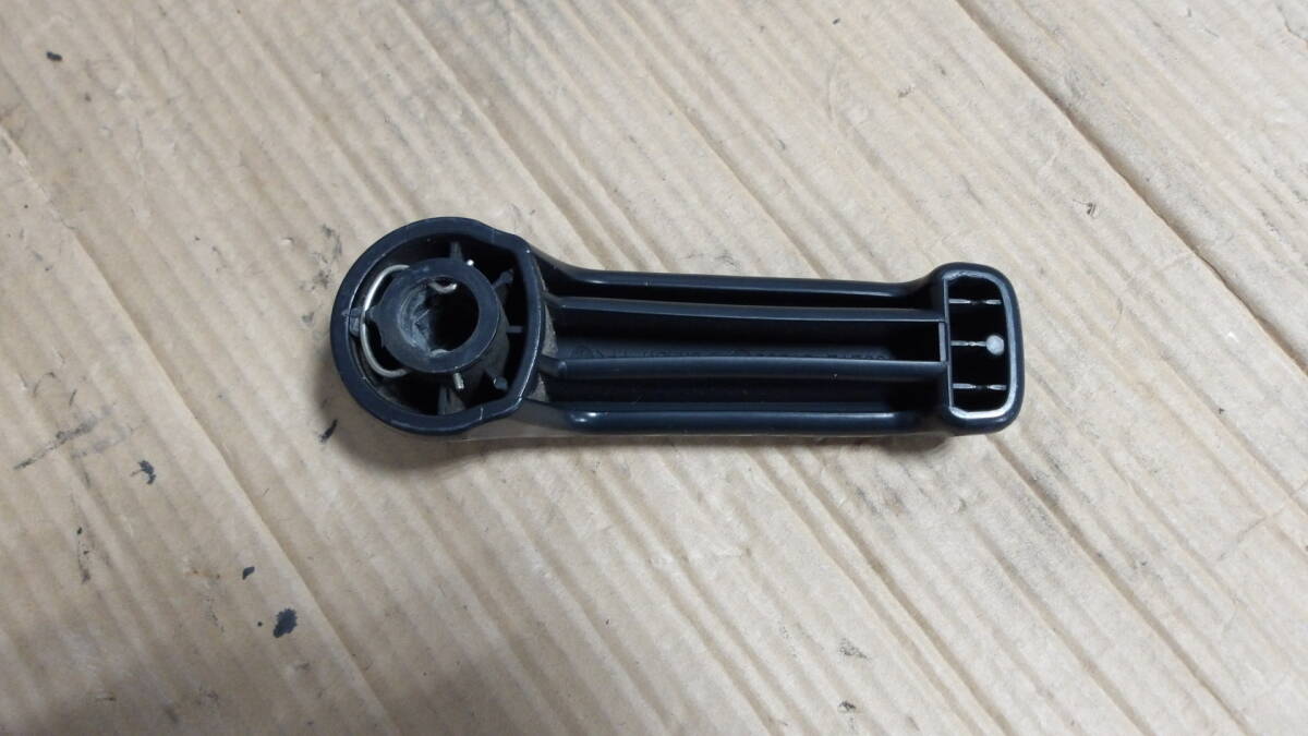 ダイハツS330GアトレーS321GワゴンS320G純正リア スライドドア インナーハンドル69272-87505リヤ オープン レバー アトレイ アトレィの画像2