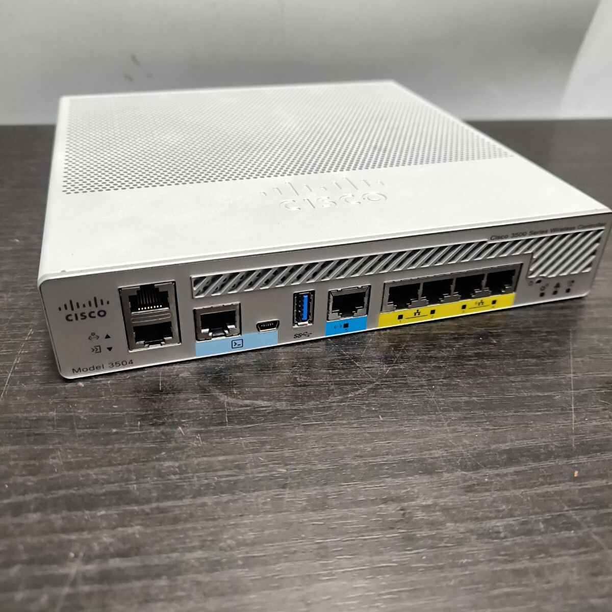 「U11_17A」Cisco 3500 Series Wireless LAN Controller AIR-CT3504-K9 V02 電源アダプタ無し 本体(250425)_画像2