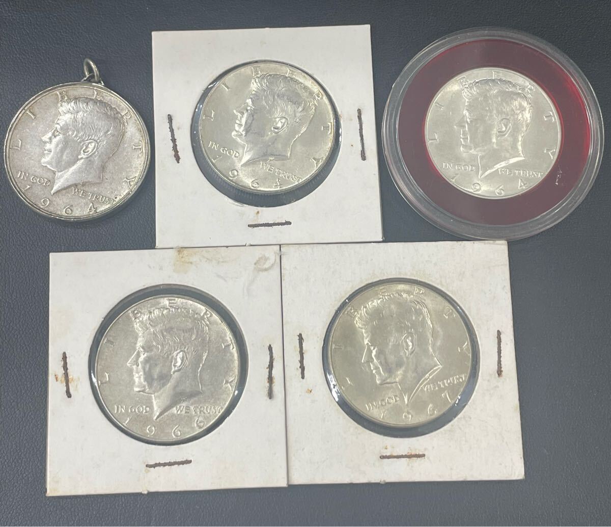 E】ケネディ銀貨 ケネディコイン ハーフダラー 1964年×3枚 他×2 E】ケネディ銀貨 ケネディコイン ハーフダラー 1964年×3枚 他×2