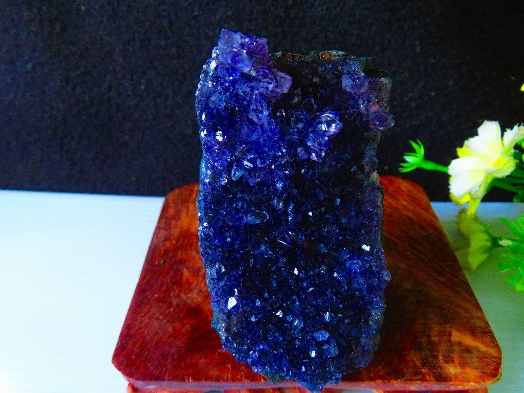 ウルグアイ産☆ 天然水晶☆絶品超濃い濃い超美しい☆アメジスト ウルグアイ産☆ 天然水晶☆絶品超濃い濃い超美しい☆アメジスト