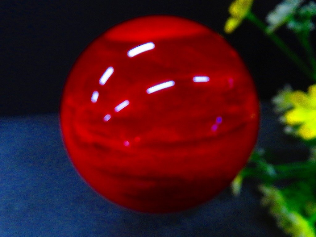 絶品超綺麗K9赤水晶丸玉☆超巨大1.618kg☆133mm台座付 絶品超綺麗K9赤水晶丸玉☆超巨大1.618kg☆133mm台座付