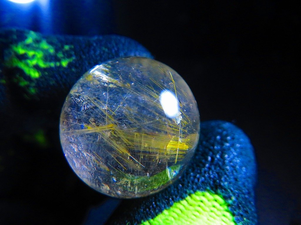 1円スタート超金運上昇☆天然水晶☆ルチルクォーツ ☆台付き 1円スタート超金運上昇☆天然水晶☆ルチルクォーツ ☆台付き
