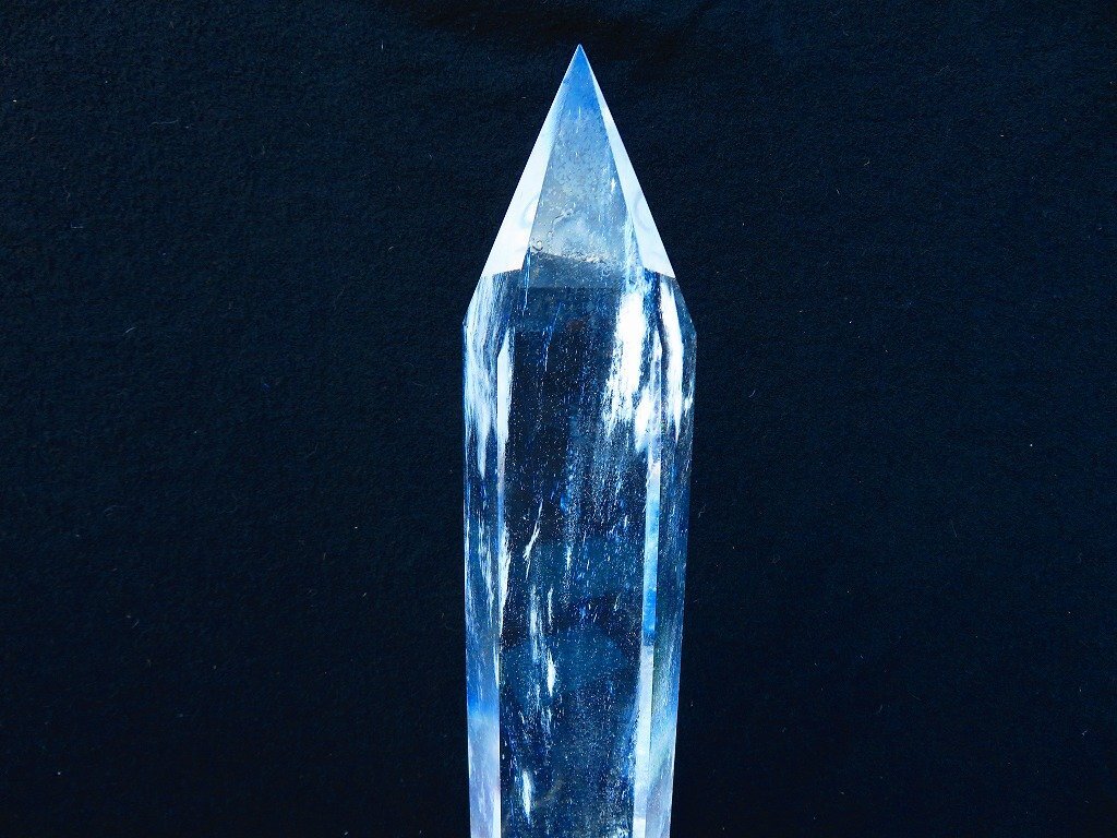 ☆超綺麗K9白水晶六角柱☆超巨大4.98kg高510mm台座付き ☆超綺麗K9白水晶六角柱☆超巨大4.98kg高510mm台座付き