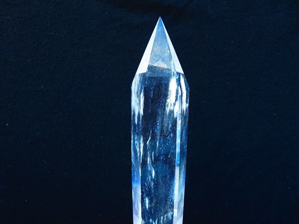 ☆超綺麗K9白水晶六角柱☆超巨大4.98kg高510mm台座付き ☆超綺麗K9白水晶六角柱☆超巨大4.98kg高510mm台座付き