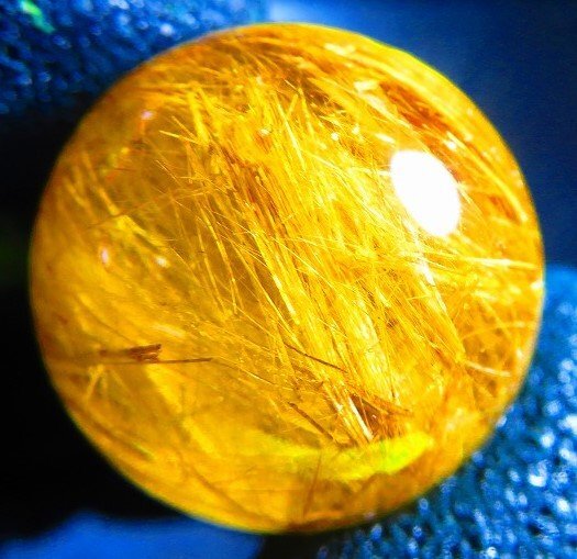 1円スタート超金運上昇☆天然水晶☆ルチルクォーツ ☆台付き 1円スタート超金運上昇☆天然水晶☆ルチルクォーツ ☆台付き