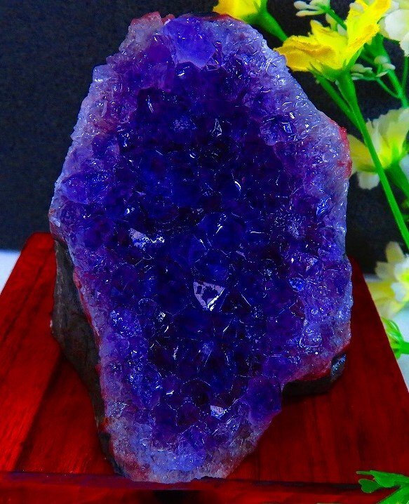 ウルグアイ産☆ 天然水晶☆絶品超濃い濃い超美しい☆アメジスト ウルグアイ産☆ 天然水晶☆絶品超濃い濃い超美しい☆アメジスト