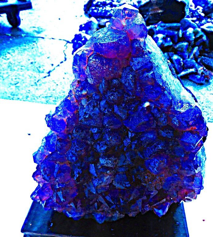 ウルグアイ産☆ 天然水晶☆絶品超濃い濃い超美しい☆アメジスト ウルグアイ産☆ 天然水晶☆絶品超濃い濃い超美しい☆アメジスト