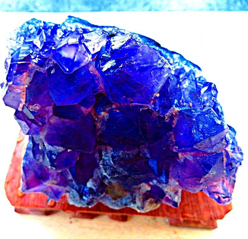 ウルグアイ産☆ 天然水晶☆絶品超濃い濃い超美しい☆アメジスト ウルグアイ産☆ 天然水晶☆絶品超濃い濃い超美しい☆アメジスト