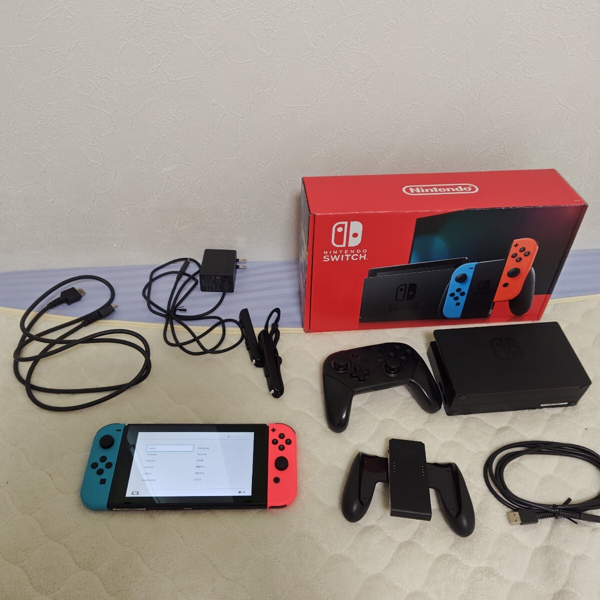 Nintendo Switch ニンテンドースイッチ 本体 HAC-001 Nintendo Switch ニンテンドースイッチ 本体 HAC-001