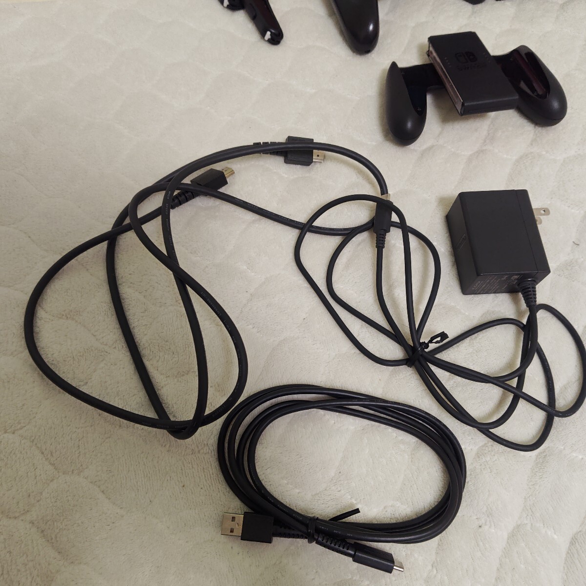 Nintendo Switch ニンテンドースイッチ 本体 HAC-001 Nintendo Switch ニンテンドースイッチ 本体 HAC-001
