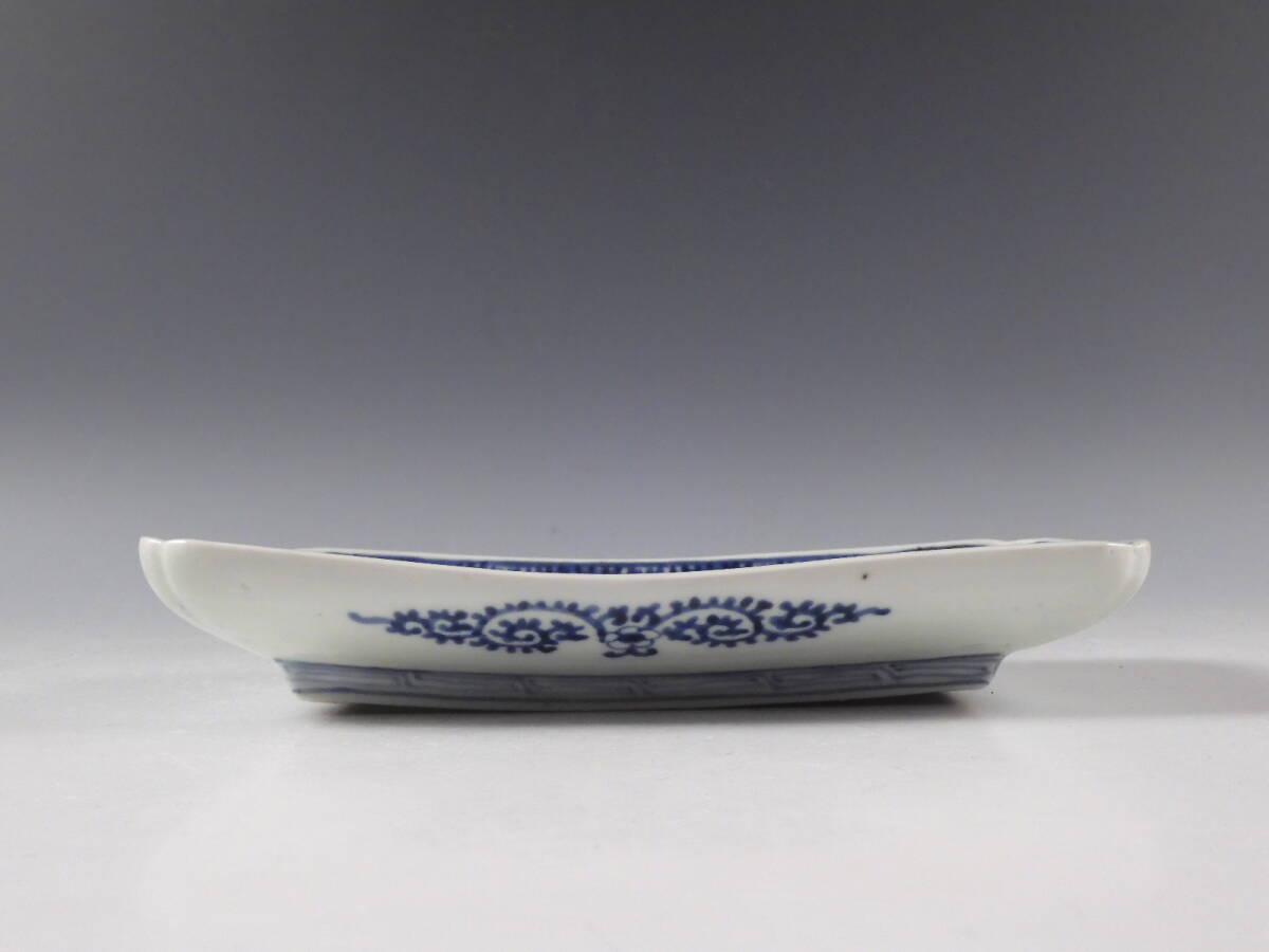 ○栄○古伊万里 染付 蛸唐草文 長皿 飾皿 5客 21.5cm 江戸期 ○栄○古伊万里 染付 蛸唐草文 長皿 飾皿 5客 21.5cm 江戸期