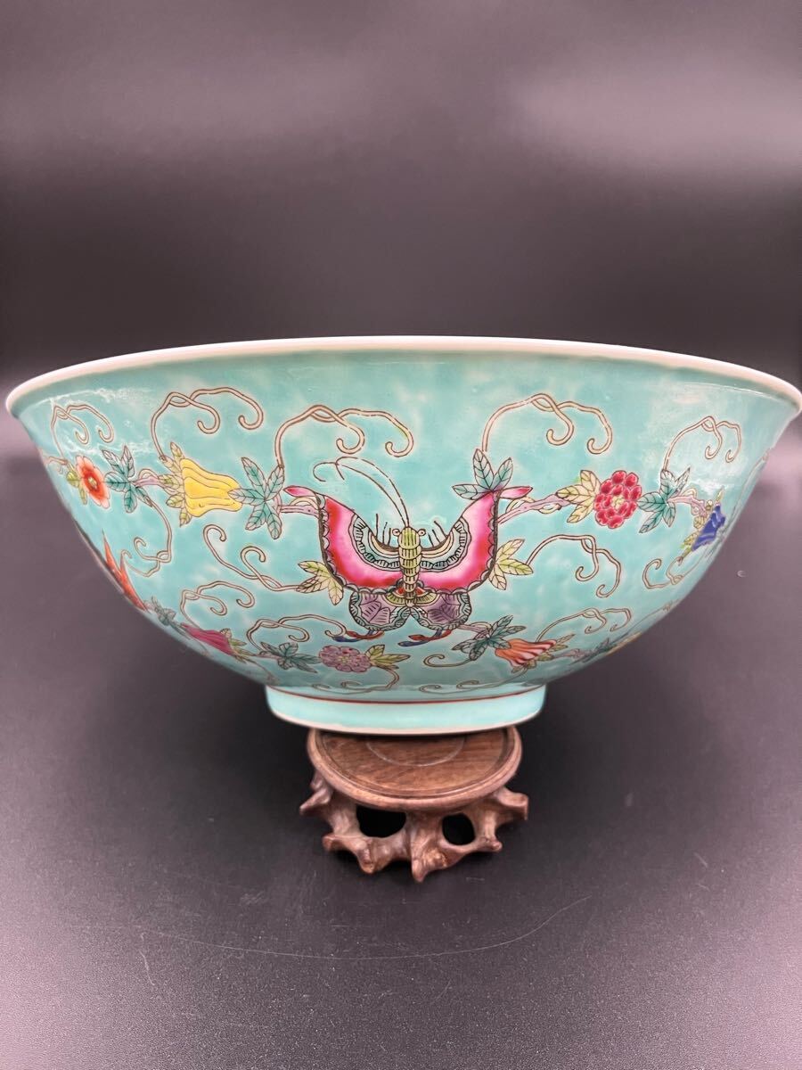 aba2208 中国美術 景徳鎮製 粉彩色絵花蝶紋 鉢 中国古玩(色絵 aba2208 中国美術 景徳鎮製 粉彩色絵花蝶紋 鉢 中国古玩(色絵