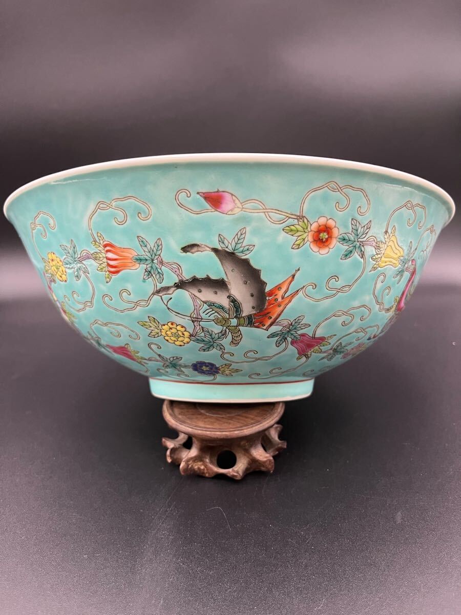 aba2208 中国美術 景徳鎮製 粉彩色絵花蝶紋 鉢 中国古玩(色絵 aba2208 中国美術 景徳鎮製 粉彩色絵花蝶紋 鉢 中国古玩(色絵