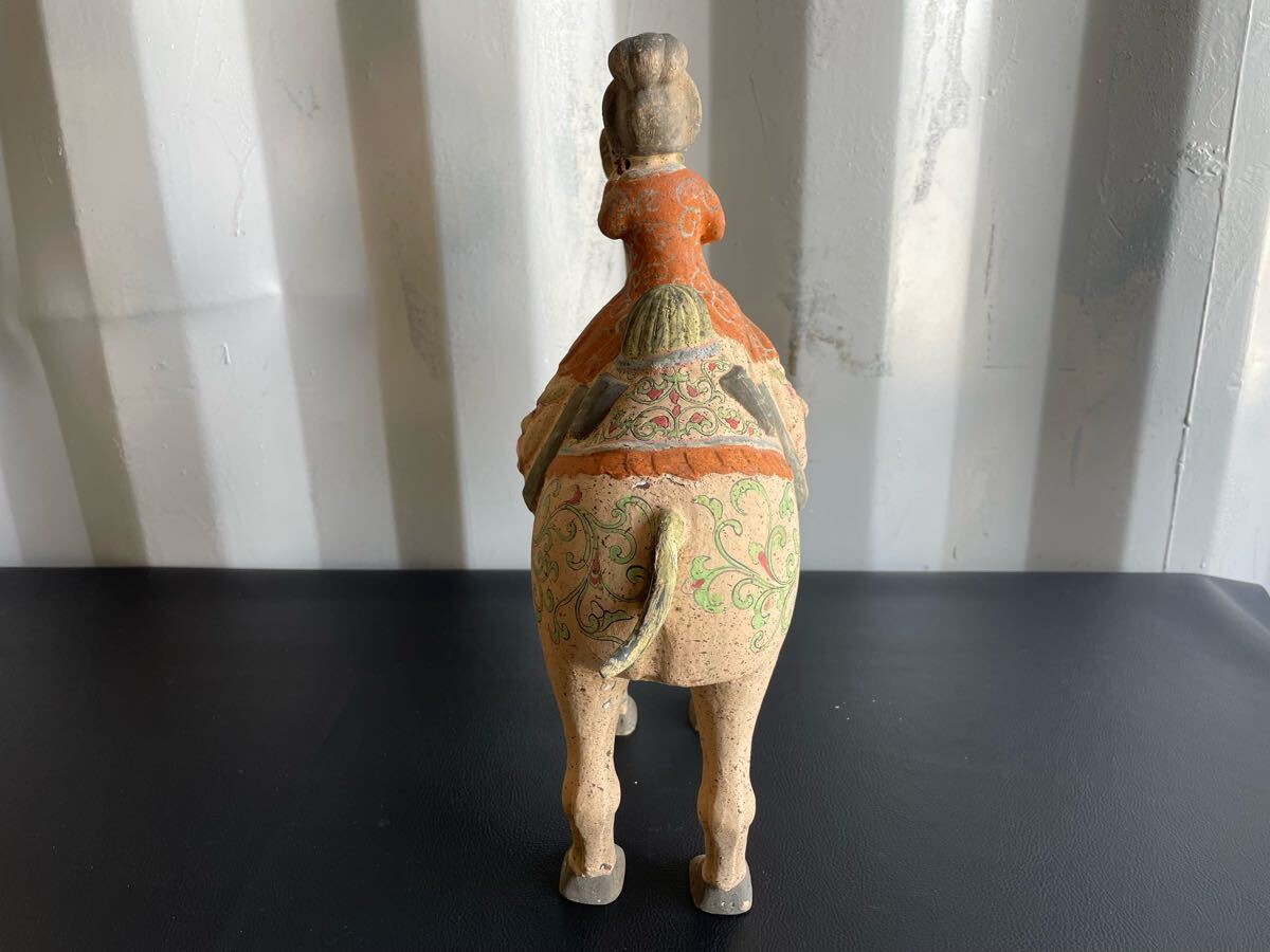 中古品☆唐三彩 ラクダ 置物 唐物 中国美術 駱駝 陶器 陶磁器 中古品☆唐三彩 ラクダ 置物 唐物 中国美術 駱駝 陶器 陶磁器