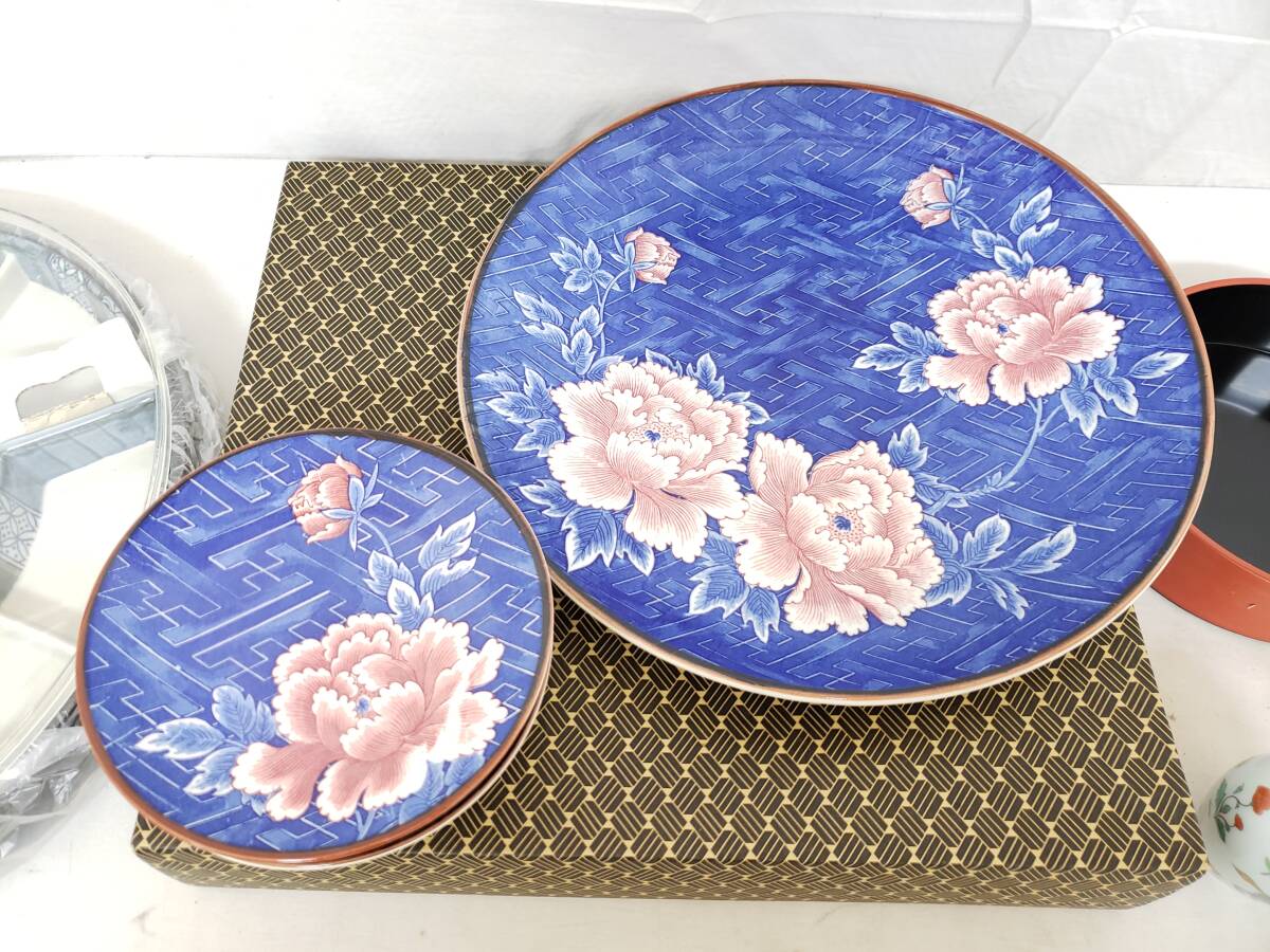 未使用品~USED品】深川製磁 小壺ほか 茶器 漆器など おまとめ 未使用品~USED品】深川製磁 小壺ほか 茶器 漆器など おまとめ
