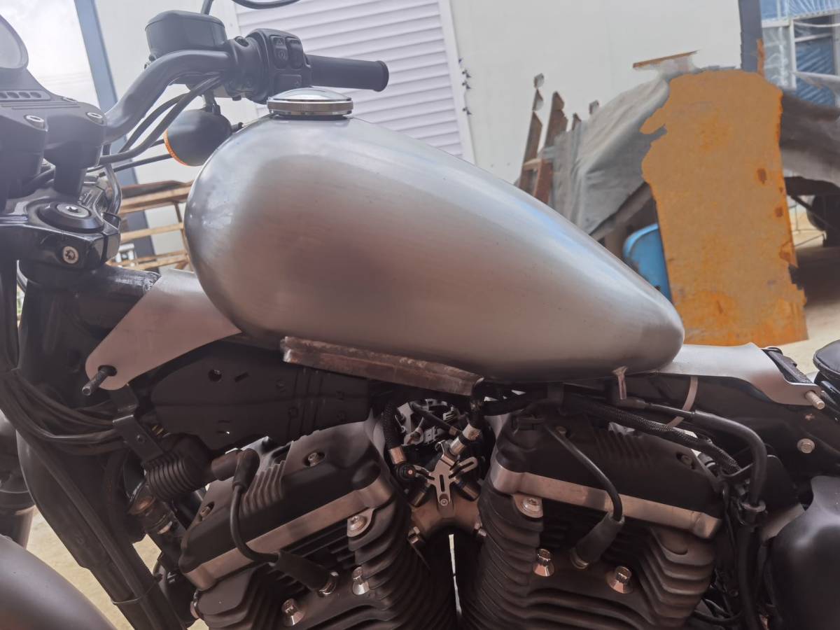 T-142 7L スポーツスター 06~2022年用 マスタングタンク FI仕様 T-142 7L スポーツスター 06~2022年用 マスタングタンク FI仕様