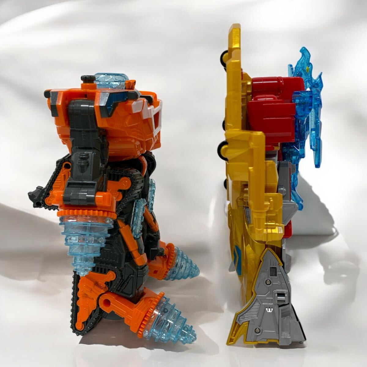 ○I0323D 魔進戦隊キラメイジャー ロボット 魔進変形ギガント