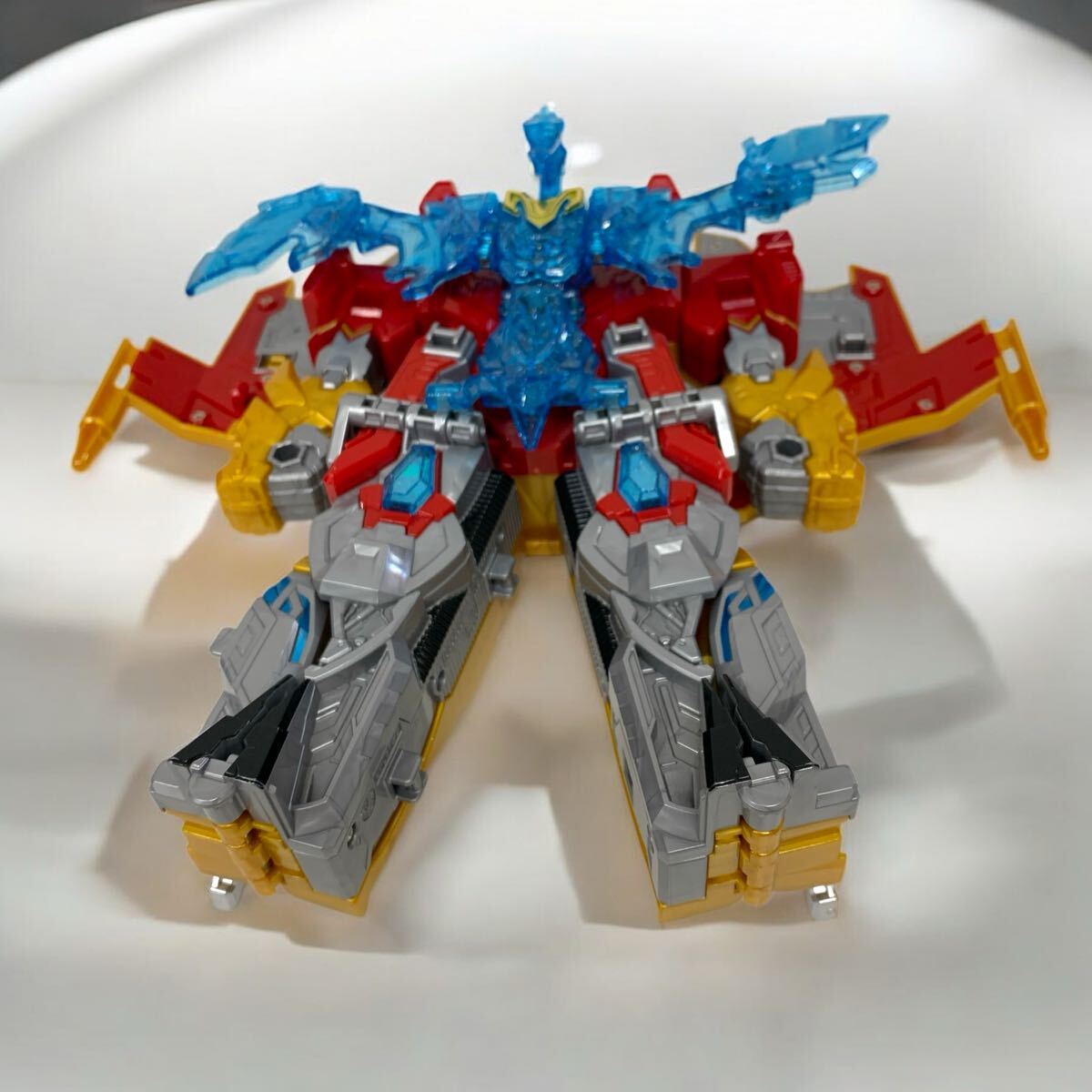 ○I0323D 魔進戦隊キラメイジャー ロボット 魔進変形ギガント ○I0323D 魔進戦隊キラメイジャー ロボット 魔進変形ギガント