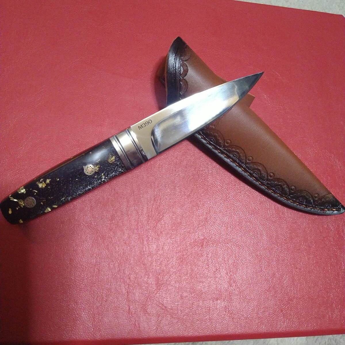M390 狩猟ナイフ アウトドア ナイフ 黒木目ハンドル フルタング M390 狩猟ナイフ アウトドア ナイフ 黒木目ハンドル フルタング
