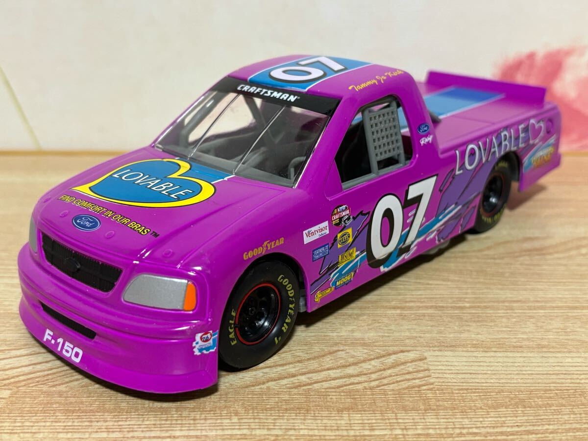 送料無料 1/24 フォード F-150 ナスカー トラックレーシングカー 送料無料 1/24 フォード F-150 ナスカー トラックレーシングカー