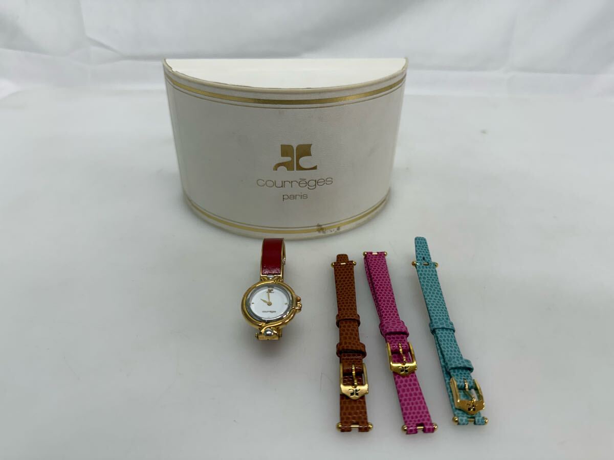 箱付き courreges クレージュ 腕時計 時計 小物 クォーツ 箱付き courreges クレージュ 腕時計 時計 小物 クォーツ