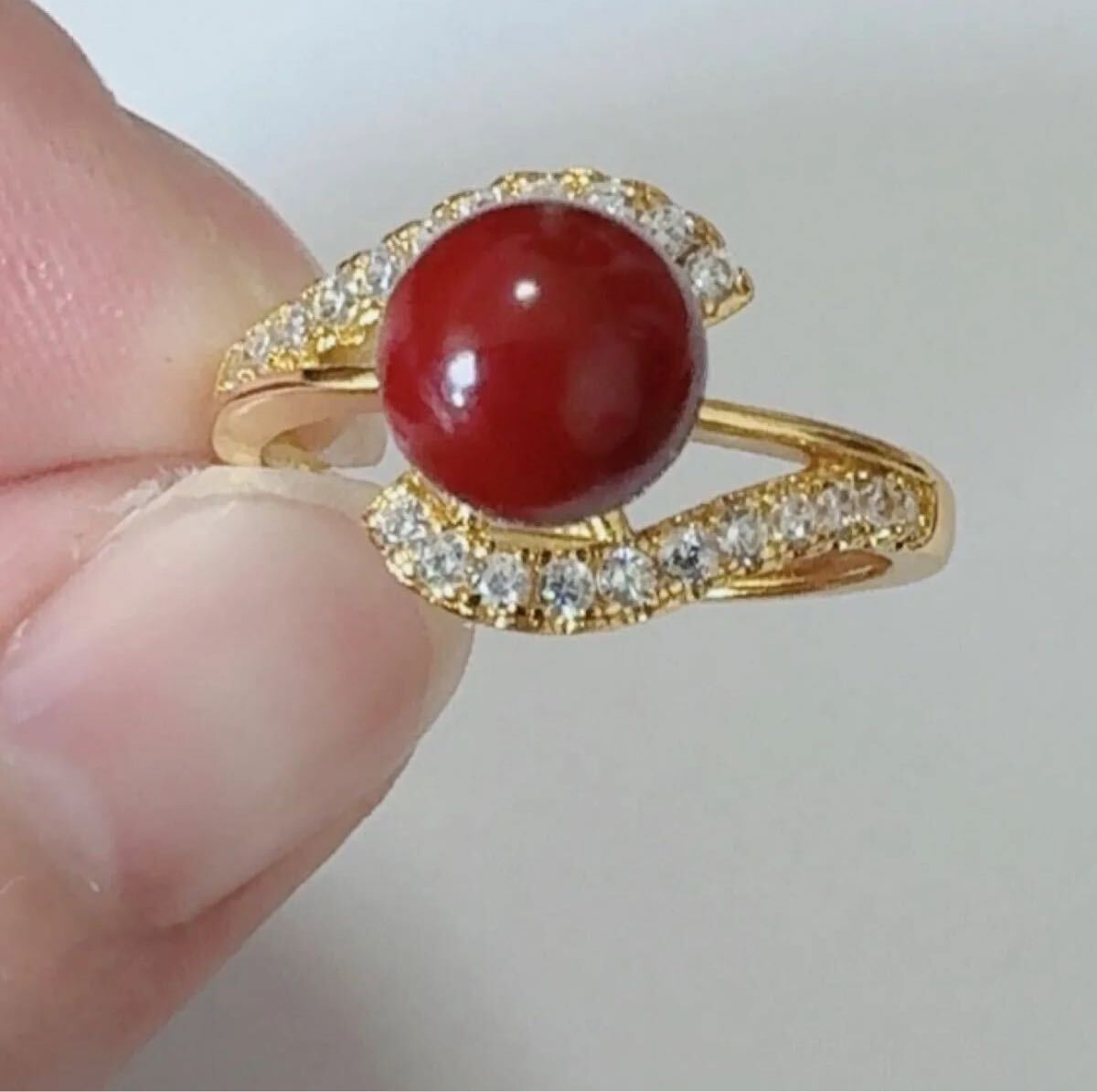 赤珊瑚 8.4mm レディース指輪　仕事運　金銭運　パワーストーン　サイズ14号(サイズ調整可能)_画像2