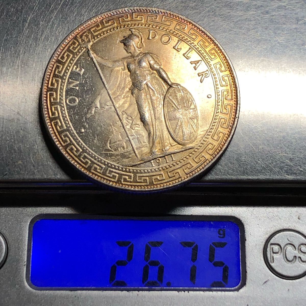 1911年 古銭 壹圓 イギリス領香港 ブリタニア立像 貿易銀 大型 1911年 古銭 壹圓 イギリス領香港 ブリタニア立像 貿易銀 大型