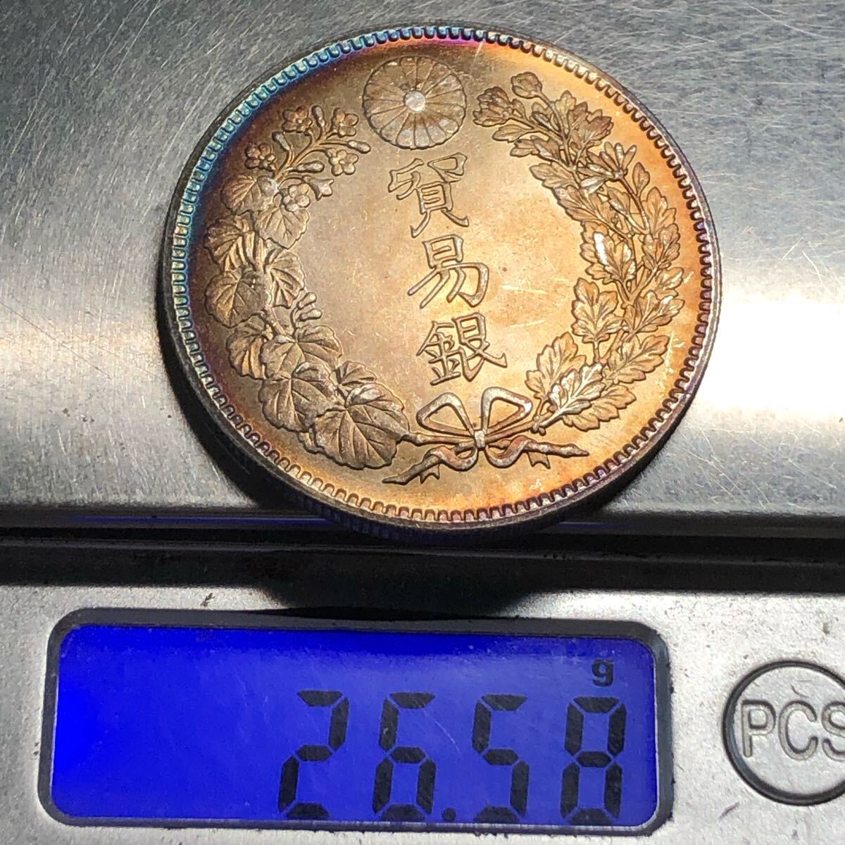 貿易銀 古銭 一圓 銀貨 大日本 明治10年 菊紋 コイン 竜 一円 貿易銀 古銭 一圓 銀貨 大日本 明治10年 菊紋 コイン 竜 一円