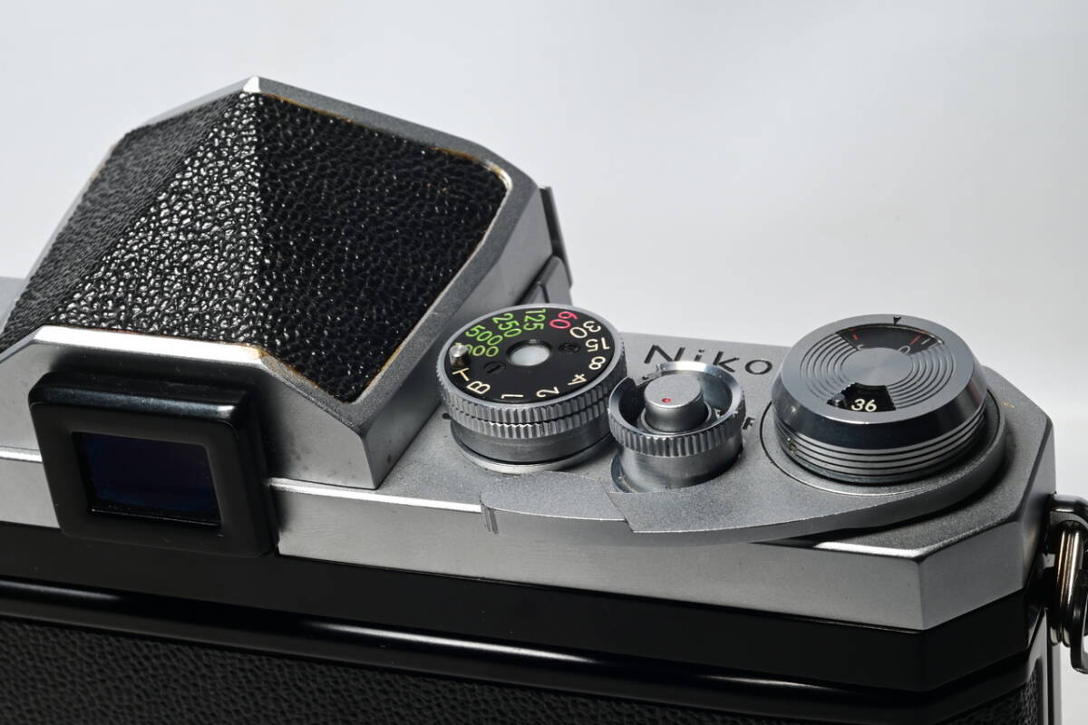 Nikon ニコン Nikkor F アイレベル シルバー フィルムカメラ Nikon ニコン Nikkor F アイレベル シルバー フィルムカメラ