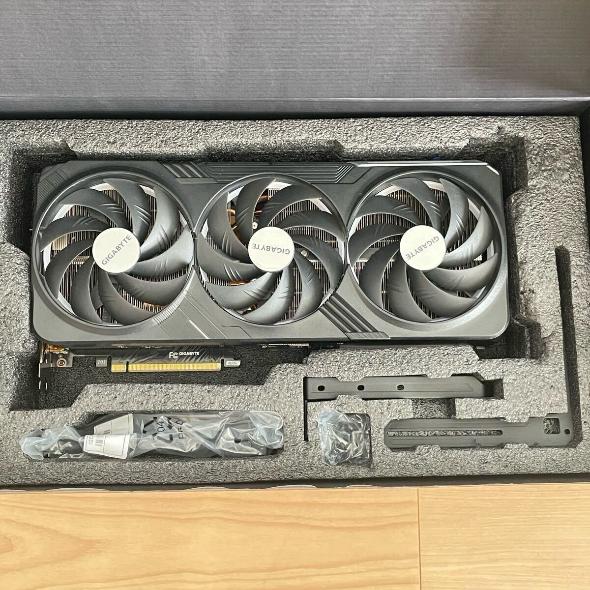 Yahoo!オークション - RTX 4090 24G グラボ GeForce Yahoo!オークション - RTX 4090 24G グラボ GeForce