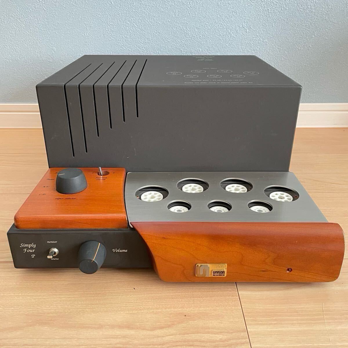 美品】 UNISON RESEARCH Simply Four ユニゾンリサーチ 真空管 美品】 UNISON RESEARCH Simply Four ユニゾンリサーチ 真空管
