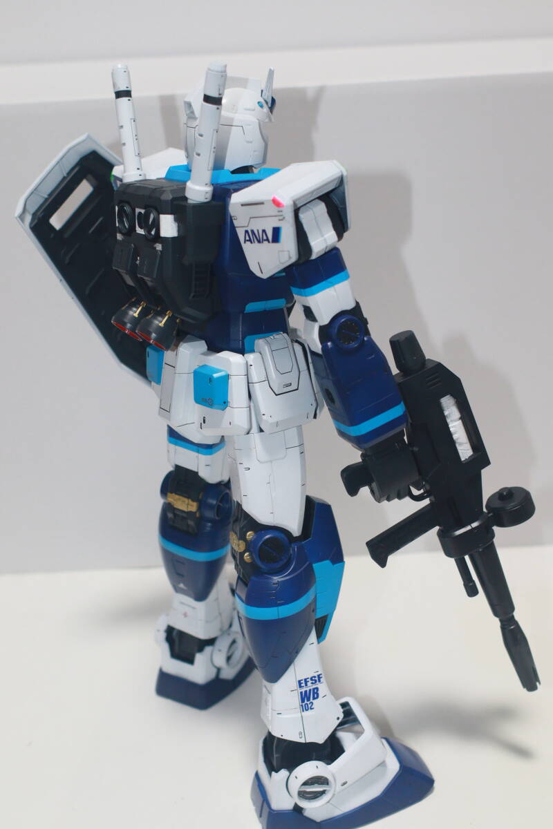 ②1/48 メガサイズ ガンダム ANAオリジナルカラーVer 塗装完成品 ②1/48 メガサイズ ガンダム ANAオリジナルカラーVer 塗装完成品