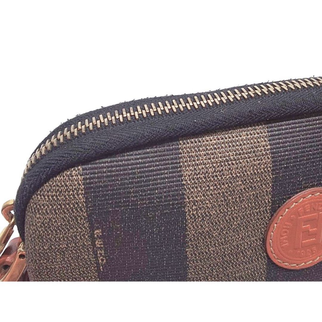 鑑定済】FENDI フェンディ ペカン ショルダーバッグ クロス 鑑定済】FENDI フェンディ ペカン ショルダーバッグ クロス
