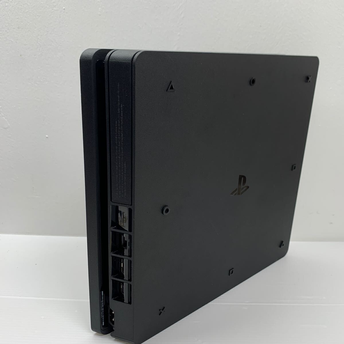 1円スタート プレステ4本体 FW8.50 CUH-2200A 美品 HDD 封印 1円スタート プレステ4本体 FW8.50 CUH-2200A 美品 HDD 封印