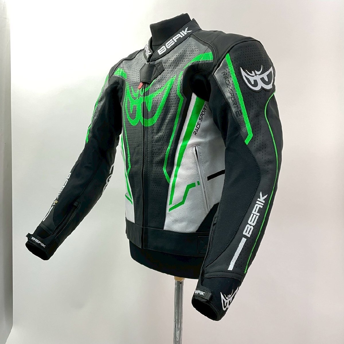 BERIK ベリック レザージャケット 181334 GREEN 牛革 50サイズ L BERIK ベリック レザージャケット 181334 GREEN 牛革 50サイズ L